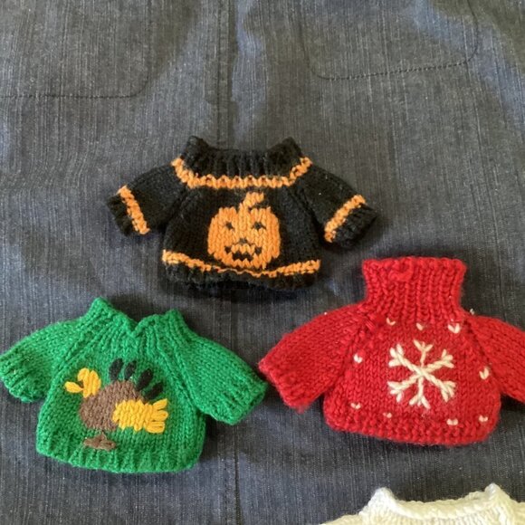 7 Stuffed Animal/Doll Knitted Sweaters - Picture 16 of 16